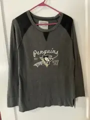 Old Time Hockey Pittsburgh Penguins Womens Small NHL Newbury Collection Shirt