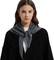 [ACUSHLA] Triangular Scarf Made of Wool Knitted Triangle Scarf with Rice Grain Knitting Pattern in Plain Colours, Scarf, Light Scarf, Soft, Many Colour Combinations, Lightweight Scarf