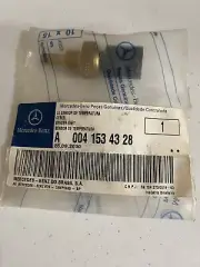 A0041534328- Mercedes-Benz (Detroit Diesel) Oil / Water Temperature Sensor