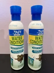 API TURTLE WATER CONDITIONER Water Conditioner 8-Ounce Bottle lot of 2