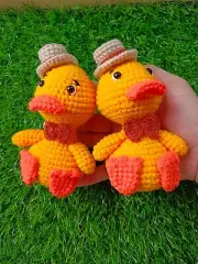 knitting doll Duck-shaped crafts.