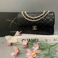 在飛比找PopChill優惠-[二手] CHANEL 香奈兒 黑色全皮VINTAGE 23