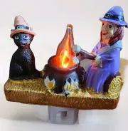 NEW Spooky Witch And Black Cat Flickering Bond Fire Halloween Night Light
