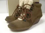 CLARKS DESERT BOOTS 3 lace BOOTIE ARTISAN MARSDEN GRACE khaki fur ANKLE wedge