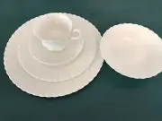 Royal Albert 5 PIECE PLACE SETTING Bone China England