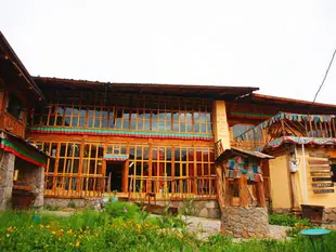 香格里拉天邊雲客棧Shangri-La Timberline Lodge
