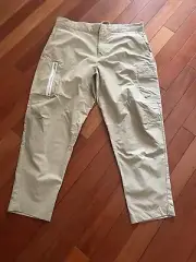 size 36 -Nike Men’s Pants