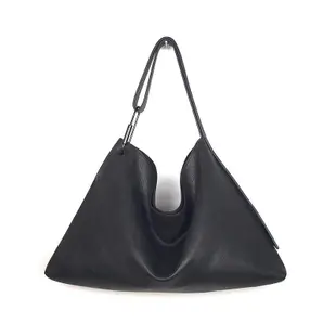 Darker Than Black Bags/Equilateral Triangle Hobo Bag等邊三角側背包/黑色