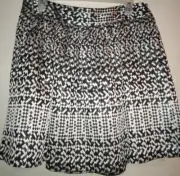 Cynthia Rowley Skirt Womens Size 10 NWT Retail $69 Black & White
