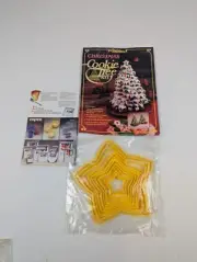 Wilton Cookie Tree Cutter Kit Vintage Christmas Baking Craft Holiday
