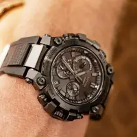 在飛比找momo購物網優惠-【CASIO 卡西歐】G-SHOCK 電波 藍牙 太陽能電力