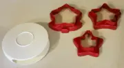 New! Tupperware Christmas Cookie Cutter Set