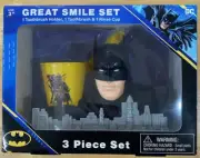 Batman ~ "Great Smile Set" ~ Toothbrush, Holder, Rinse Cup ~ Ages 3+ ~ Yellow