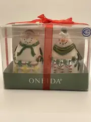 Oneida Festive Snowman Snowmen Salt Pepper Shakers Christmas Holiday