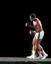 Boxing Portrait Of Muhammad Ali Doing Clutch Shuffle 1966 OLD PHOTO 5