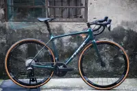 在飛比找露天拍賣優惠--中年大叔-TREK EMONDA SL di2 碟煞公路車