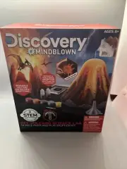 Discovery Mindblown DIY Volcano Science Lab 14 pc Paint Play Eruption Kit - NEW