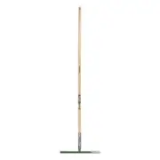CYCLONE 16T Timber Handle Landscaper Rake 20102103