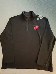 University of Wisconsin Badgers Men's Gray Knit Long Sleeve 1/4 Zip Pullover--XL