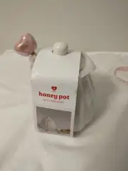 NWT..Honey Pot Set W/ Wood Dipper