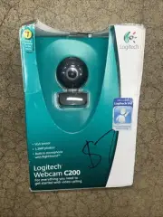 New Vtg Computer Logitech Webcam C200 Built In Microphone Logitech Vid PC Camera