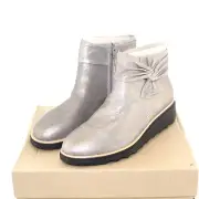 CLARKS COLLECTION women Sharon Salon zip up ankle boot shoe size 8.5 W Taupe NEW