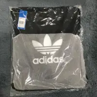 在飛比找蝦皮購物優惠-adidas 束口袋