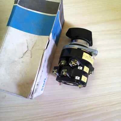1pcs New RC310-F-2M2205H1B FUJI CAM switch transfer switch