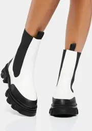 [Public Desire] Wonder Chunky Ankle Boots