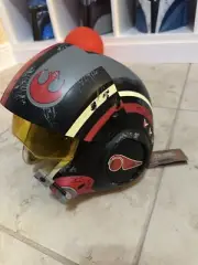 Star Wars The Black Series Poe Dameron Electronic X-Wing Pilot Helmet Youth
