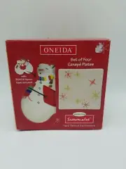 Sakura/Oneida "Snowmates Cream" Set of 4 Canape Plates and 1 Spoon Rest-Mint
