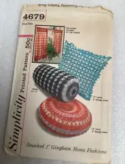Simplicity Sewing Pattern 4679 Pillow Covers Cafe Curtains Uncut FF