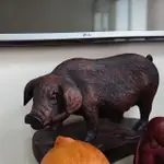 台灣在地師父純手工雕刻-樟木-黑豬