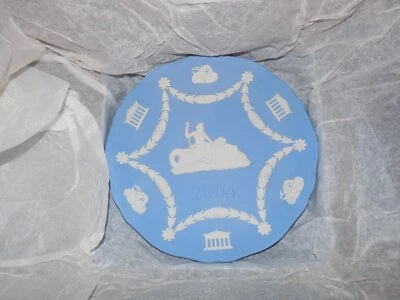 Wedgwood 2004 Jasperware Poseidon Blue Annual 7 " plate NEW