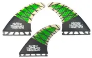 Pacific Vibrations Am2 Large SURFBOARD TRI 3 FINS fits Futures Carbon Base Green