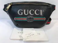 在飛比找Yahoo!奇摩拍賣優惠-《米勒二手名牌》Gucci 斜背包/胸口包/腰包(小) 52