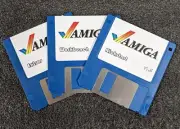 Amiga 1000 Kickstart v1.3, Workbench + Extras on DD 3.5" Floppy Disk Boot A1000