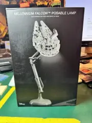 STAR WARS Millennium Falcon Posable Lamp New in Box STAR WARS LAMP