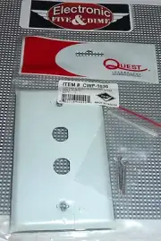 CWP-1030 QUEST TECHNOLOGY 1/2 " HOLE DUAL STAINLESS STEEL WALL PLATE