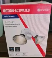 Ultitech Motion Activated Security Light #0072837 Hardwired 120W
