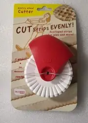 Talisman Designs Pastry Wheel Pie Crust Cutter Red NEW IN PACK