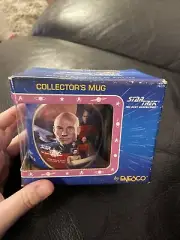 ENESCO- STAR TREK THE NEXT GENERATION COLLECTIBLE MUG- 1994- CAPT. PICARD