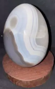 XL Banded Agate Crystal Egg With Free Stand 356g 12cmH x8cmLxW A+ Quality
