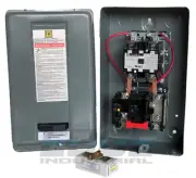 MAGNETIC MOTOR STARTER CONTROL BY SQUARE D 5HP 1 PHASE 230VAC 30 AMP