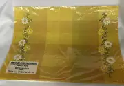 Caspari Levison 8 Paper Placemats New Denmark Butterscotch Plaid Daisy Vintage