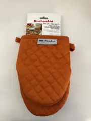 New KitchenAid Set of 2 Burnt Orange Pumpkin Mini Oven Mitts