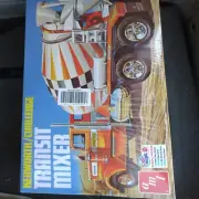 Amt Kenworth Challege Transit Mixer Model New 1/25 scale 1215/06 construction