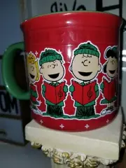 PEANUTS SNOOPY HOLIDAY MUG