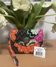 Vera Bradley Ziggy Zinnia Your Turn Smartphone All In One Wristlet. Brand New.