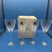 RCR Oneida Solaris 9 3/4 oz. Wine Glasses Lot of 4 Italy